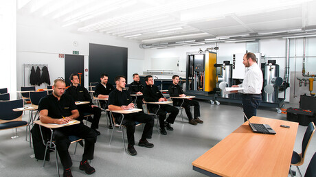 Expert on-site training